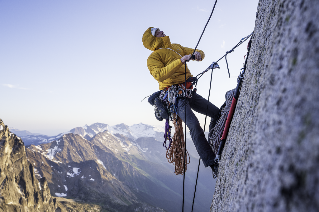 kurtka ocieplana syntetyczna arcteryx atom
