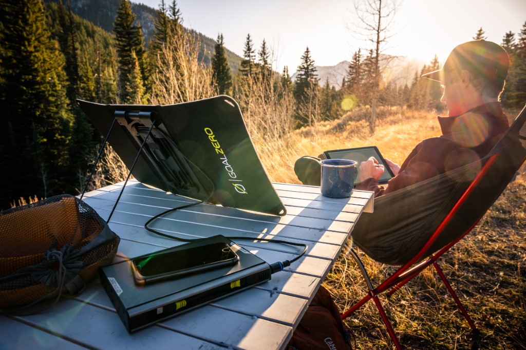 ładowarki solarne i powerbank