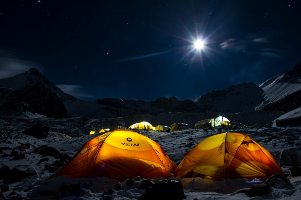 baza pod szczytem aconcagua