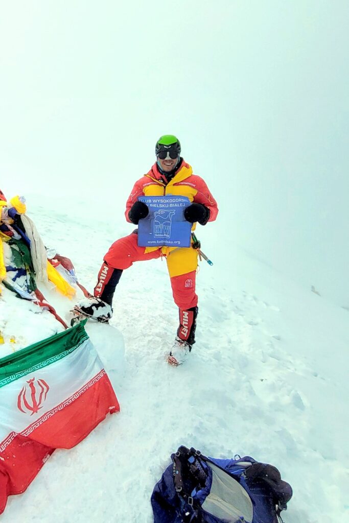 Mariusz Hatala na szczycie K2