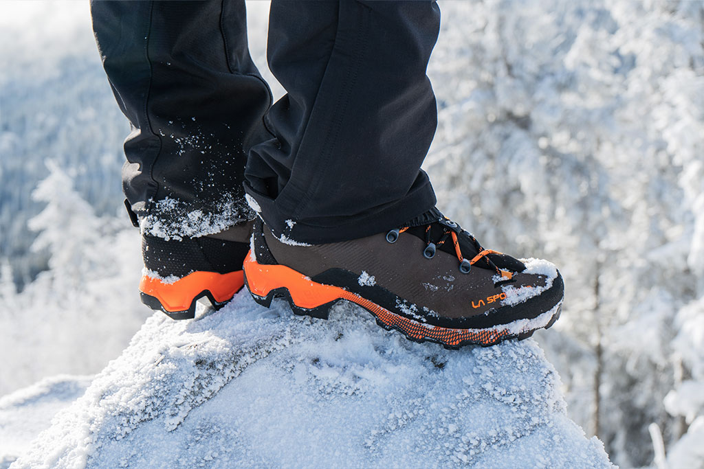 Podeszwa Vibram® Aequilibrium Trek GTX zapewnia stabilność na stromych stokach.