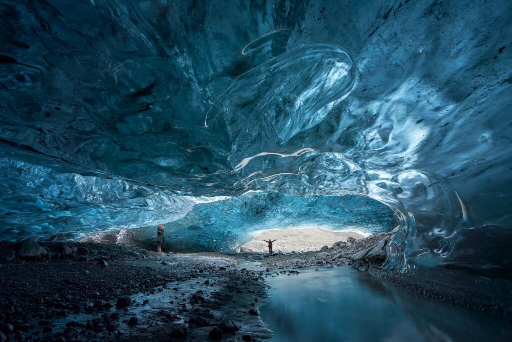 Ice Cave in Breiðármerkurjökull