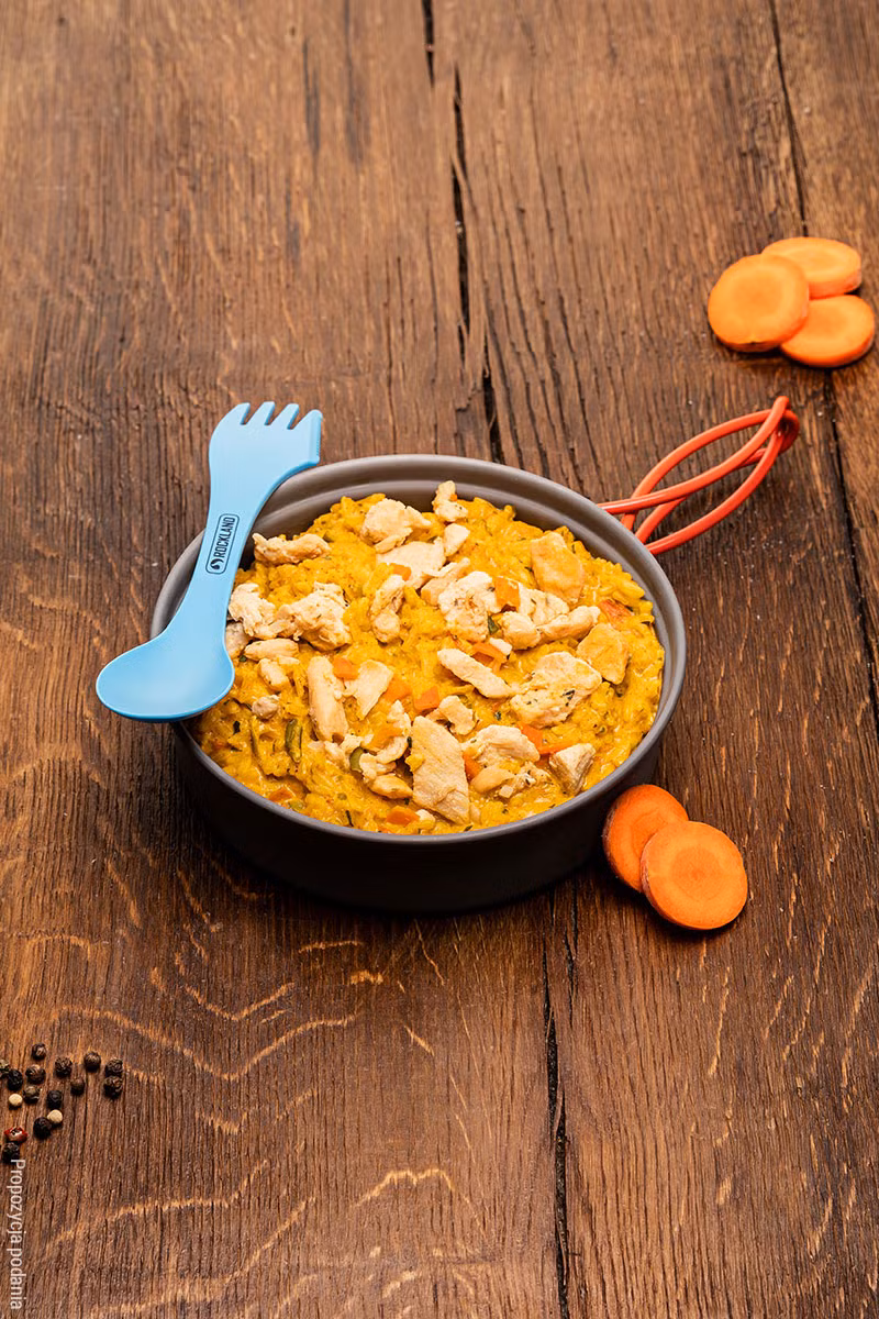 DANIE (566) KURCZAK CURRY Z RYŻEM 150G