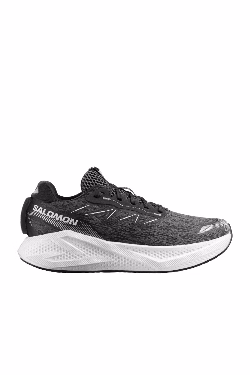BUTY AERO GLIDE 4-BLACK-WHITE-FTW SILVER