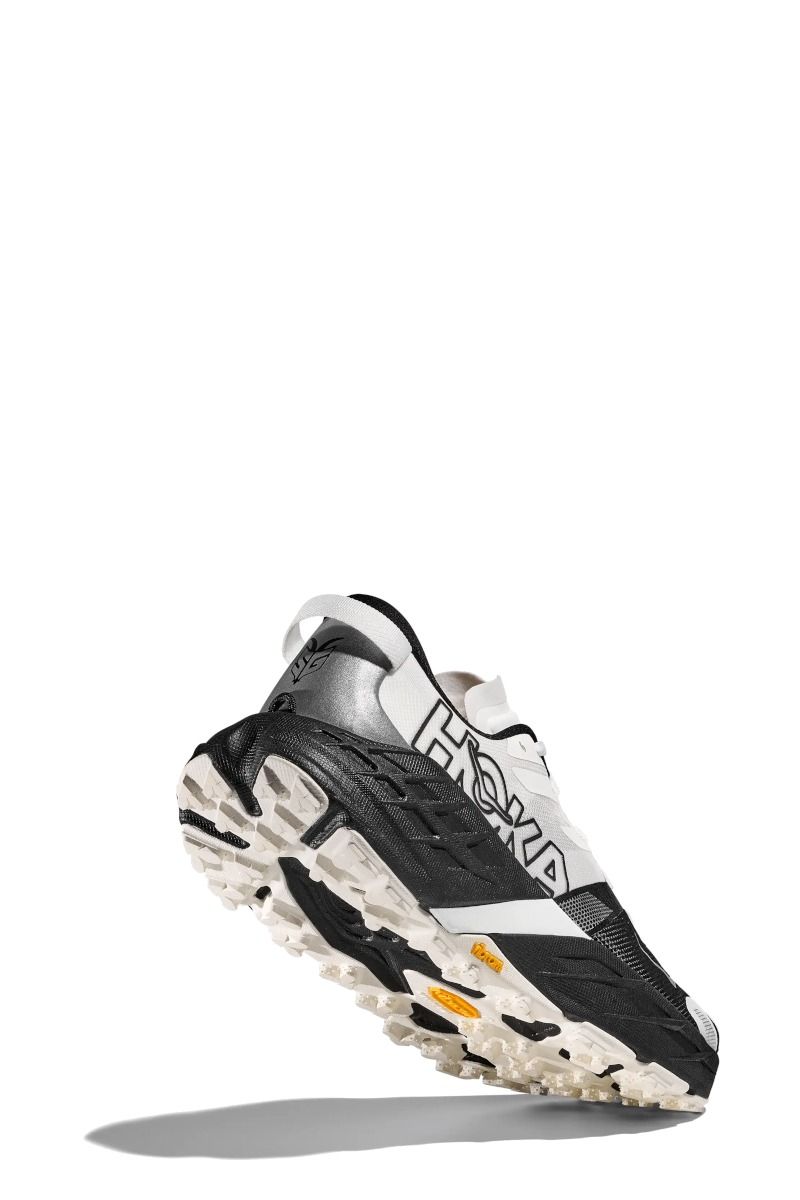 BUTY SPEEDGOAT 7-BLACK-WHITE