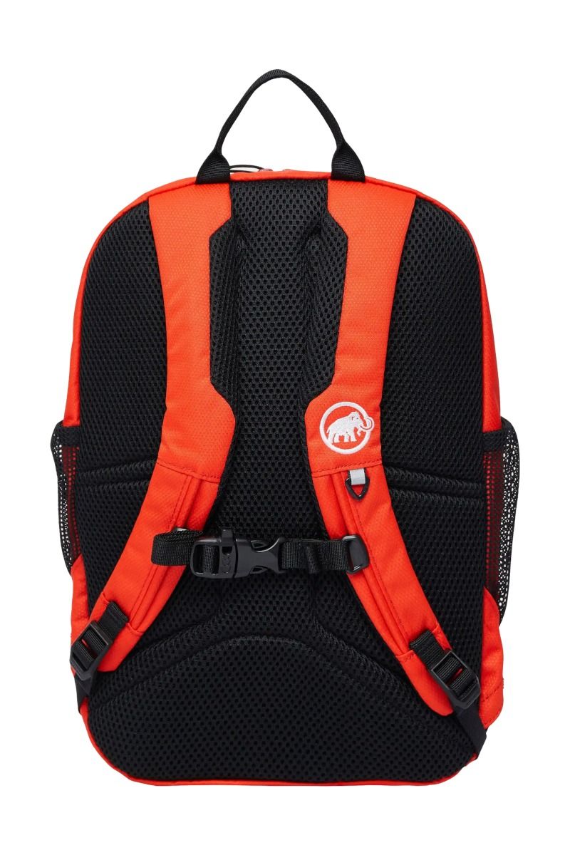PLECAK FIRST ZIP 8L-MAMMUT RED