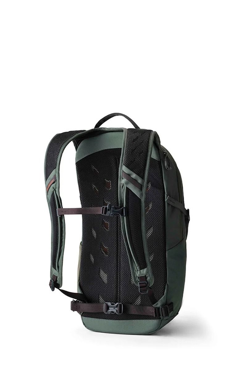 PLECAK NANO 18-TERRAIN GREEN