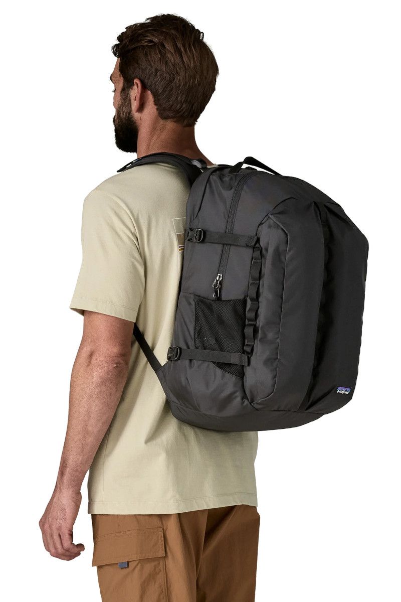 PLECAK REFUGIO DAY PACK 32L-BLACK
