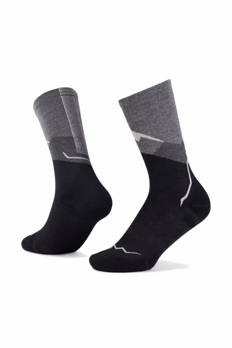 SKARPETY MERINO LIGHTWEIGHT CREW-GRAPHITE